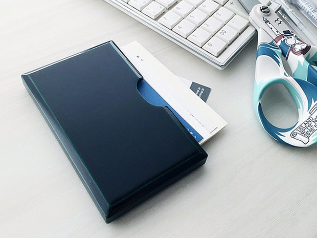 飛騨春慶塗 伝統工芸品 カード・名刺ケース 青 2