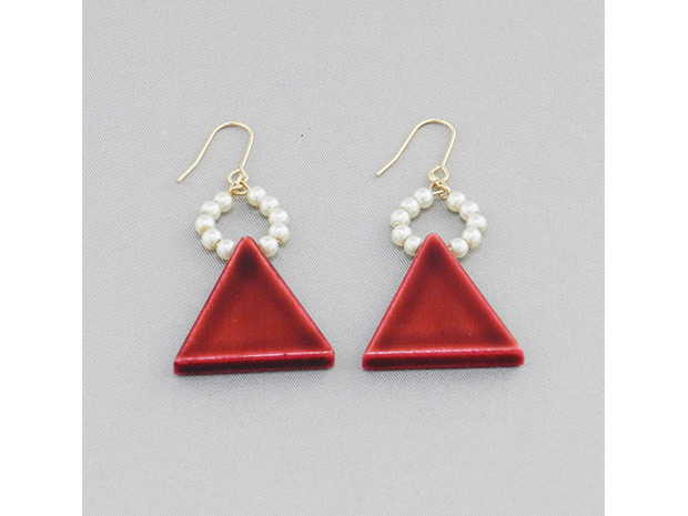飛騨春慶塗 伝統工芸品 紅春慶と樹脂パールのピアス 1